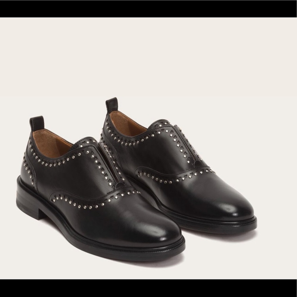 Frye Annie stud Oxford size 8